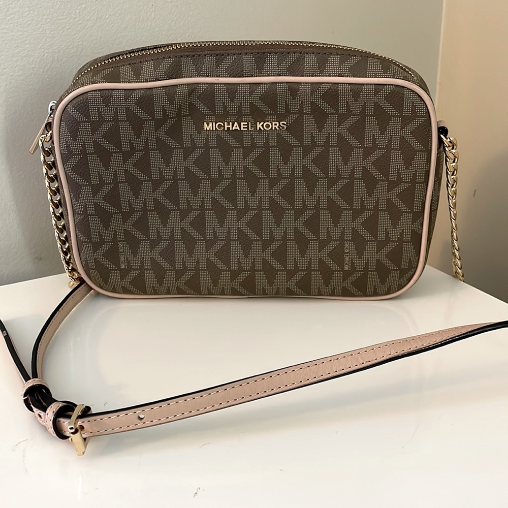Michael Kors Purse. GUC. Brown and tan w/ gold accents.